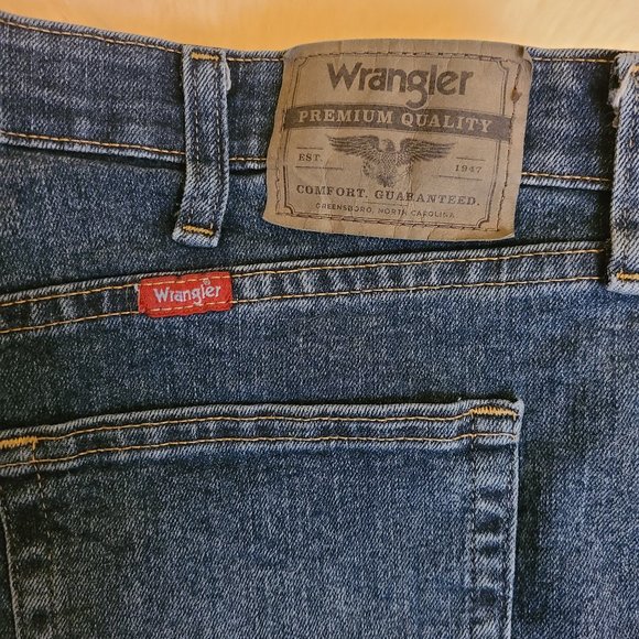 Wrangler Performance Series Straight Leg Jeans 40 x 30 NWT - Picture 7 of 7